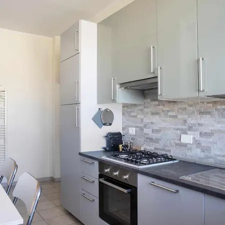 La Montagnola Park 200m Stazione Lejlighed